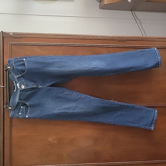 Ladies/Junior jeans in size 11/12. Sumba Jean brand. - Picture 5 of 8